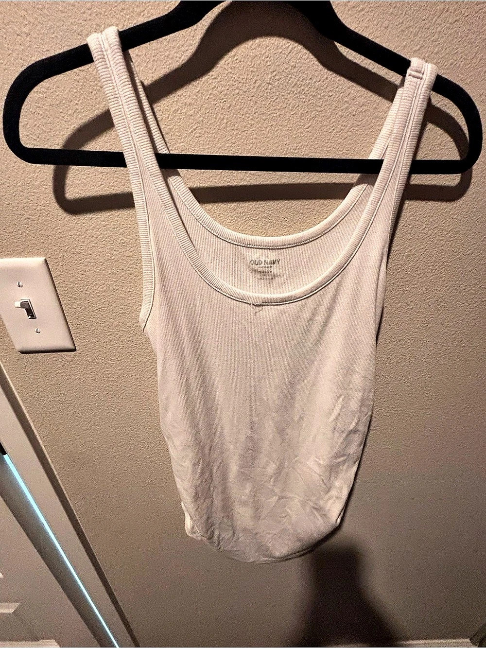 Old Navy Maternity Ribbed Scoop-Neck Tank Top White